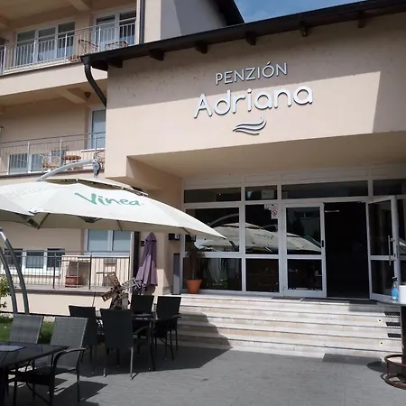Adriana 3*