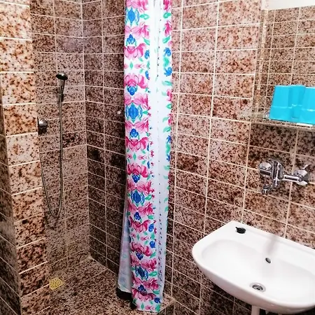 Konukevi Adriana 3*